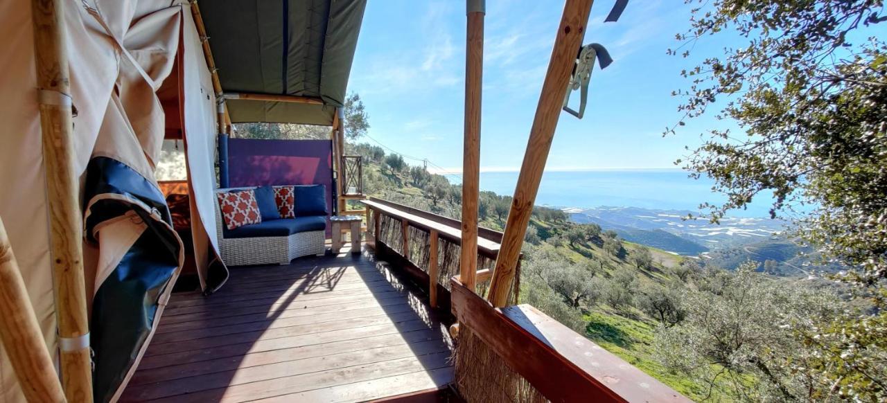 Campo Agave Luxury Tents Sayalonga Exteriör bild