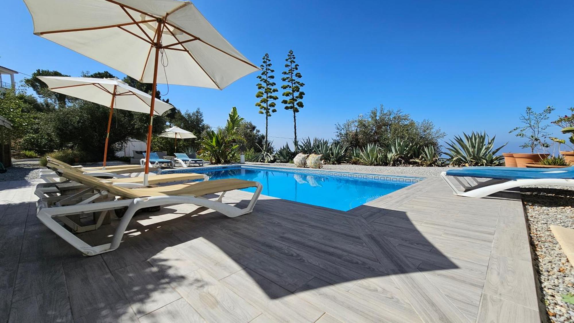 Campo Agave Luxury Tents Sayalonga Exteriör bild